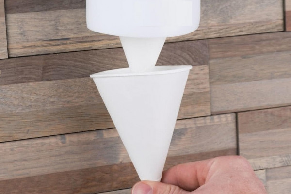 Biologiškai skaidomos kūgio formos popieriniai puodeliai