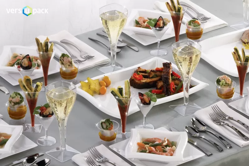 Disposable tableware for weddings, parties and celebrations. Disposable plates and champagne flutes.